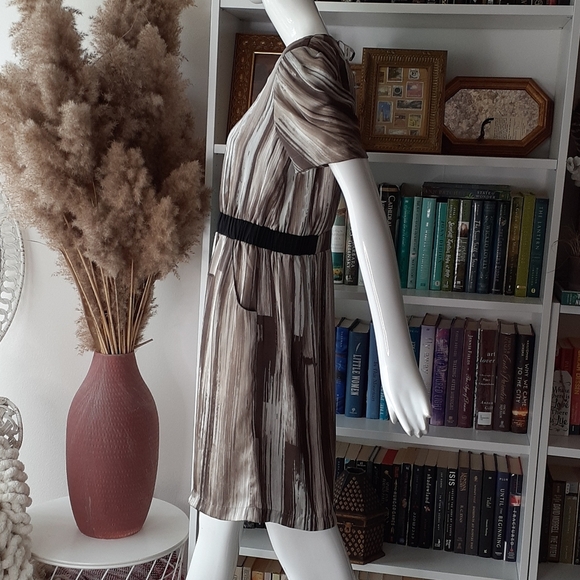 Max and Cleo neutral colors office dress P3750 - Picture 5 of 12